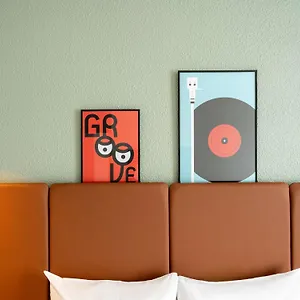 Ibis Gare De Lyon Ledru Rollin 3*, Paris France